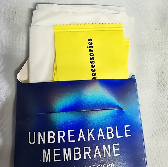 Samsung Galaxy S23 Screen Protectors - Picture 4 of 4